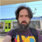 Si impartiscono lezioni di Photoshop, da livello base a livello avanzato ed esperto, con integrazione di altri programmi